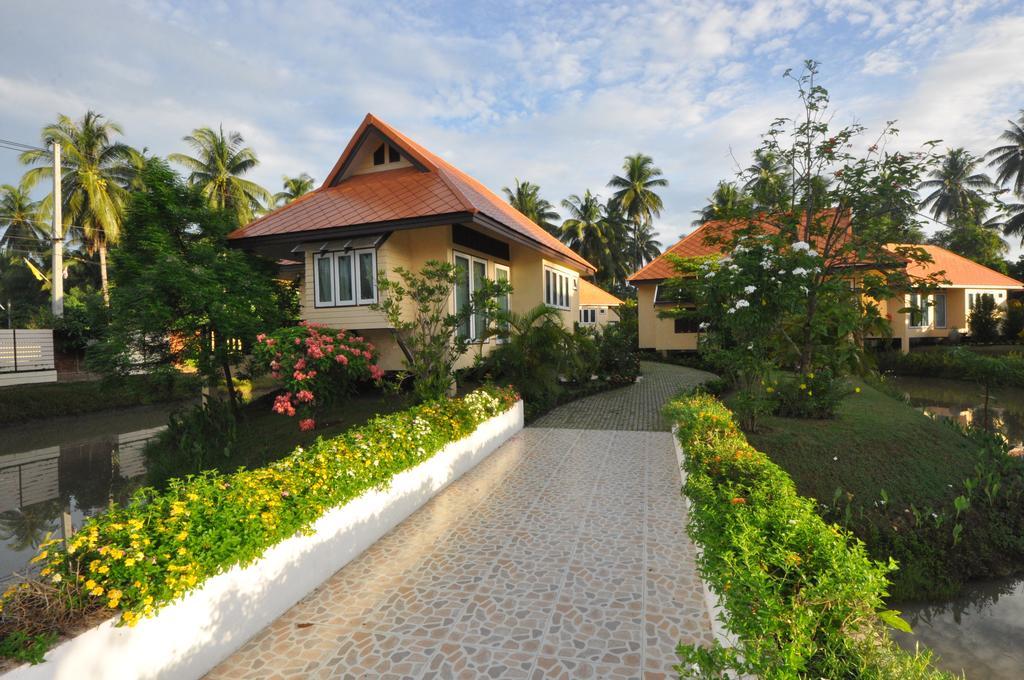 Ratchaburi Maeklong Marina Resort מראה חיצוני תמונה
